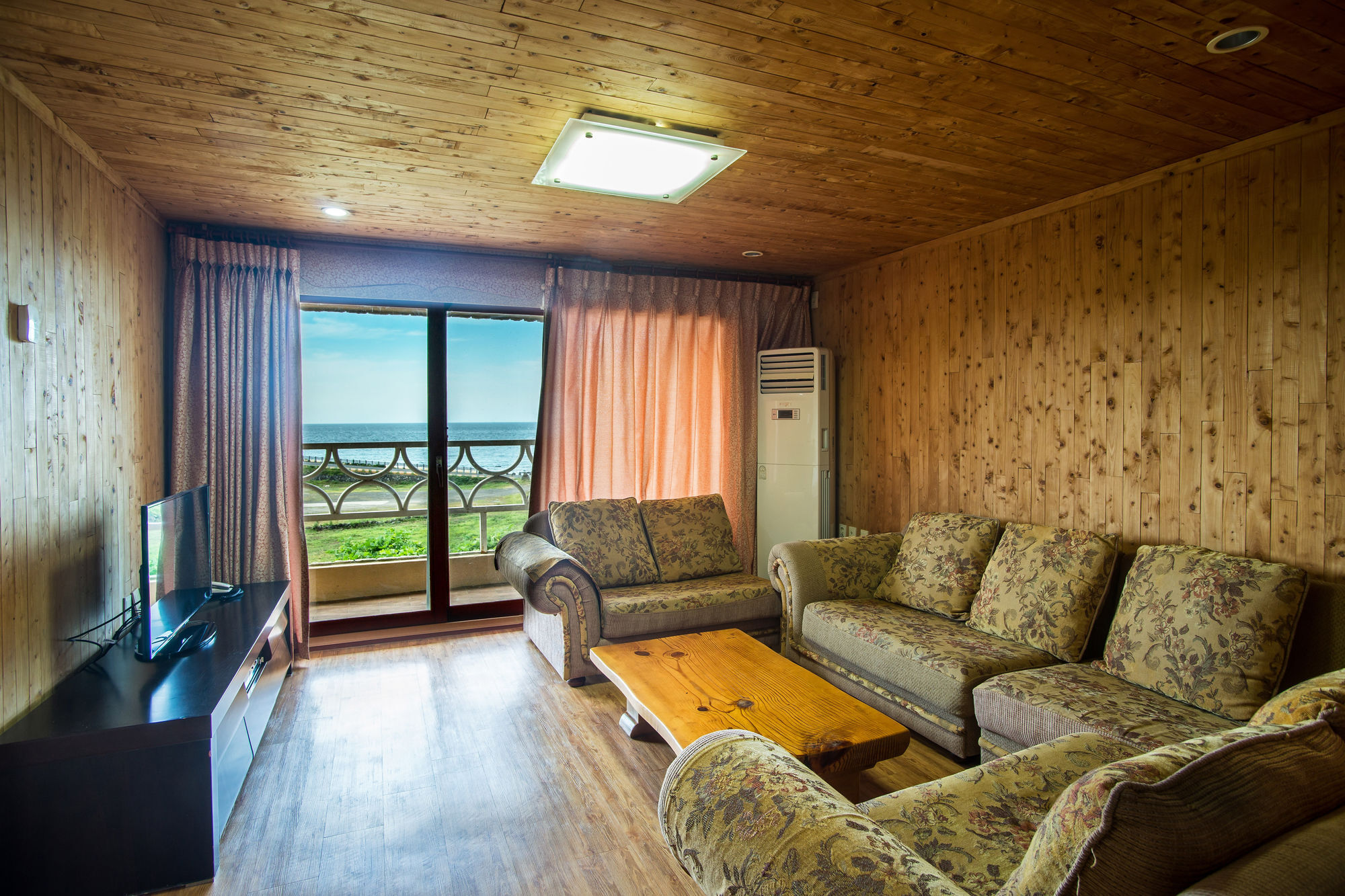Witch'S Broomstick Jeju Exterior photo